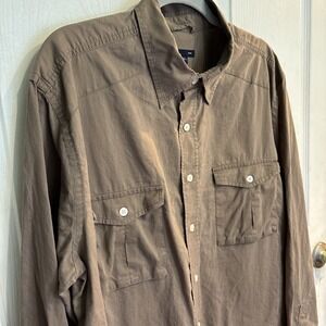 Gap Mens Shirt Size XL Brown Long Sleeve Button Up Lightweight Soft Collared